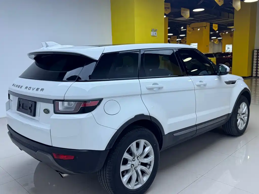 Land Rover Evoque 2017 — фото 9