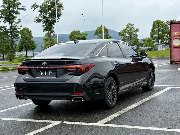 Toyota Avalon 2019