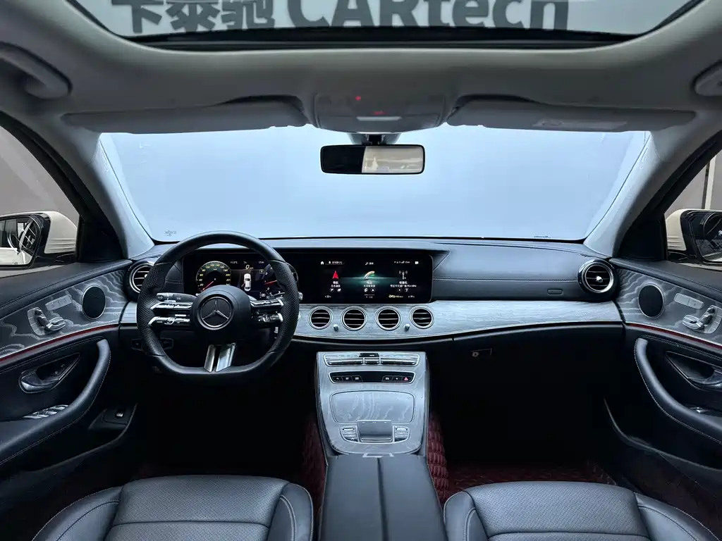 Mercedes-Benz E-Class 2023 — фото 11