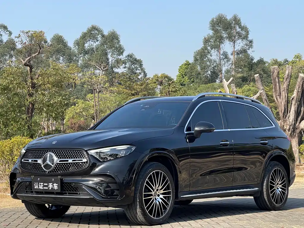 Mercedes-Benz GLC 2023