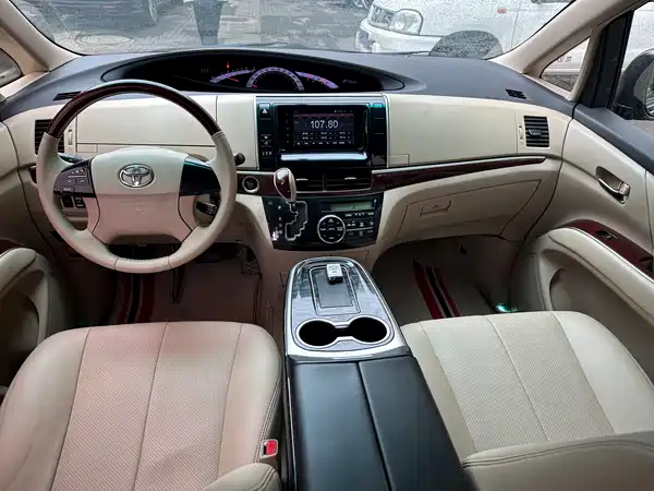 Toyota Previa 2018