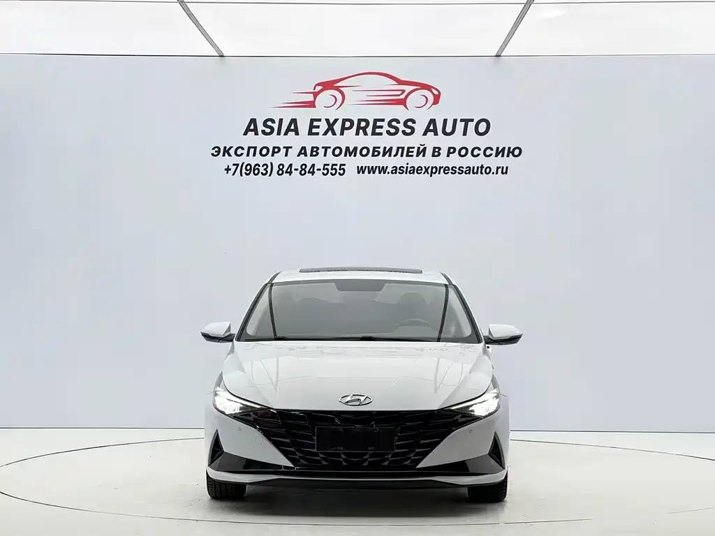 Hyundai Elantra 2023 — фото 2