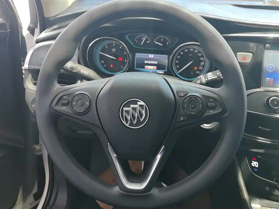Buick Envision Plus 2016 — фото 15