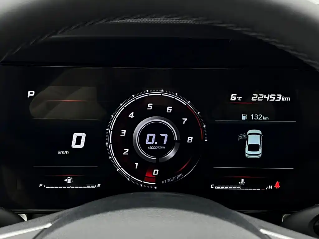 Hyundai Elantra 2023 — фото 14