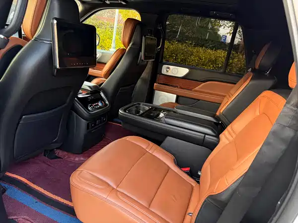 Lincoln Navigator 2020