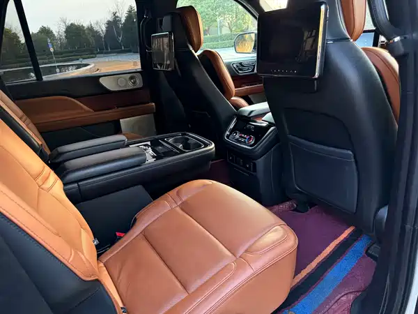 Lincoln Navigator 2020
