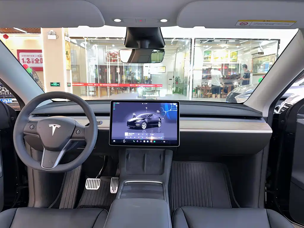 Tesla Model Y 2023 — фото 14