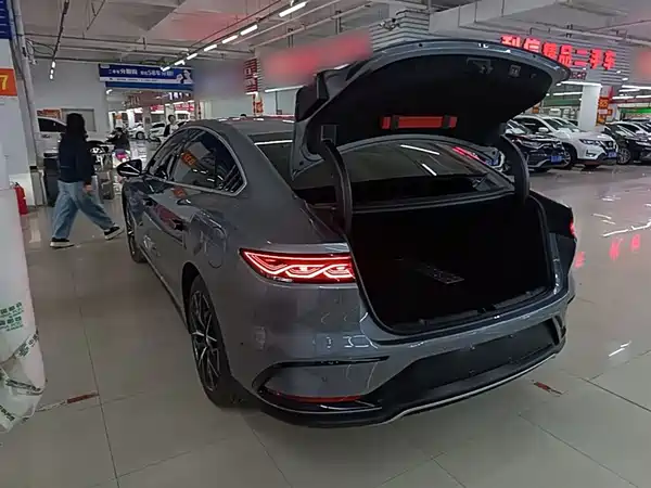 BYD Han 2025