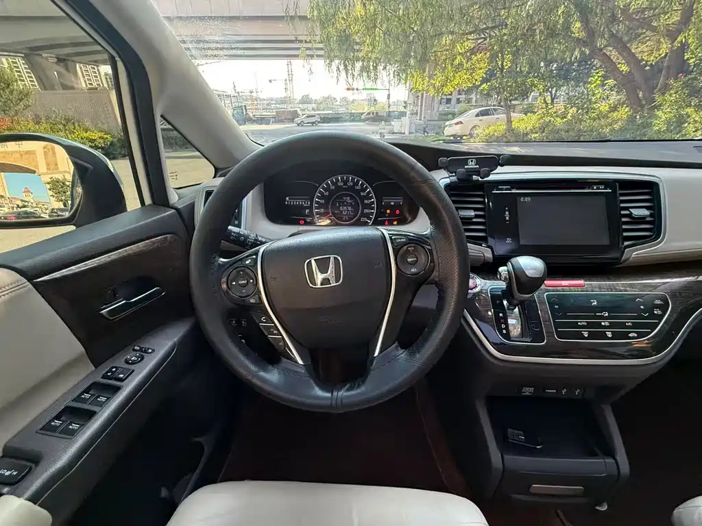 Honda Odyssey 2015