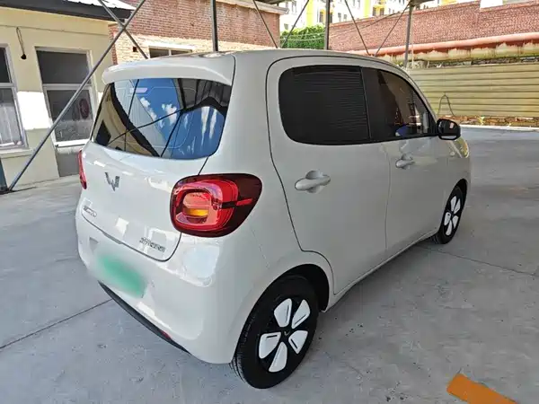 Wuling Hongguang MINIEV 2025