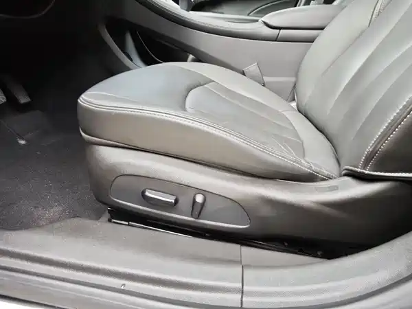 Buick LaCrosse 2021