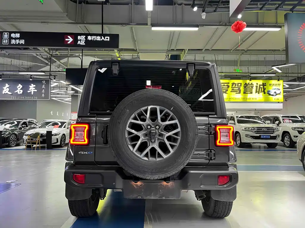 Jeep Wrangler PHEV 2021 — фото 5