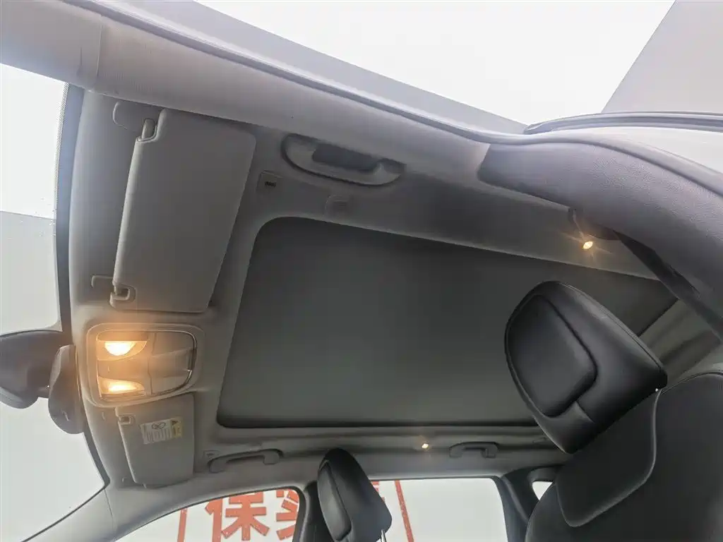 Jeep Cherokee 2019 — фото 14