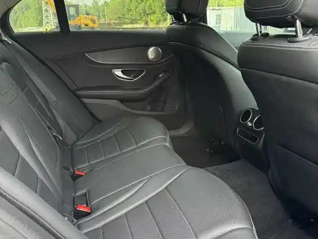 Mercedes-Benz C-Class 2019 — фото 10