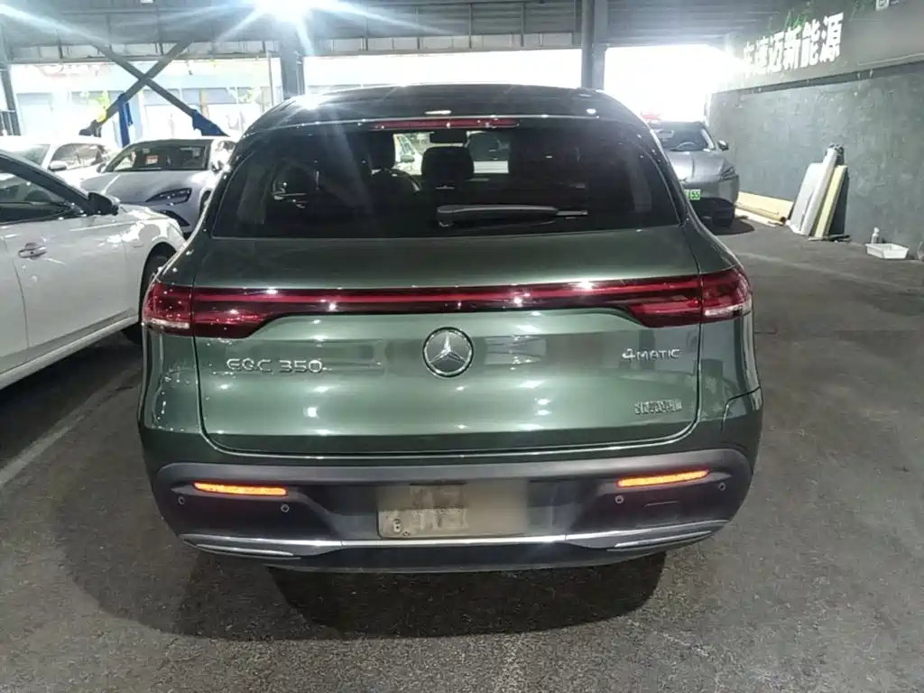 Mercedes-Benz EQC 2021