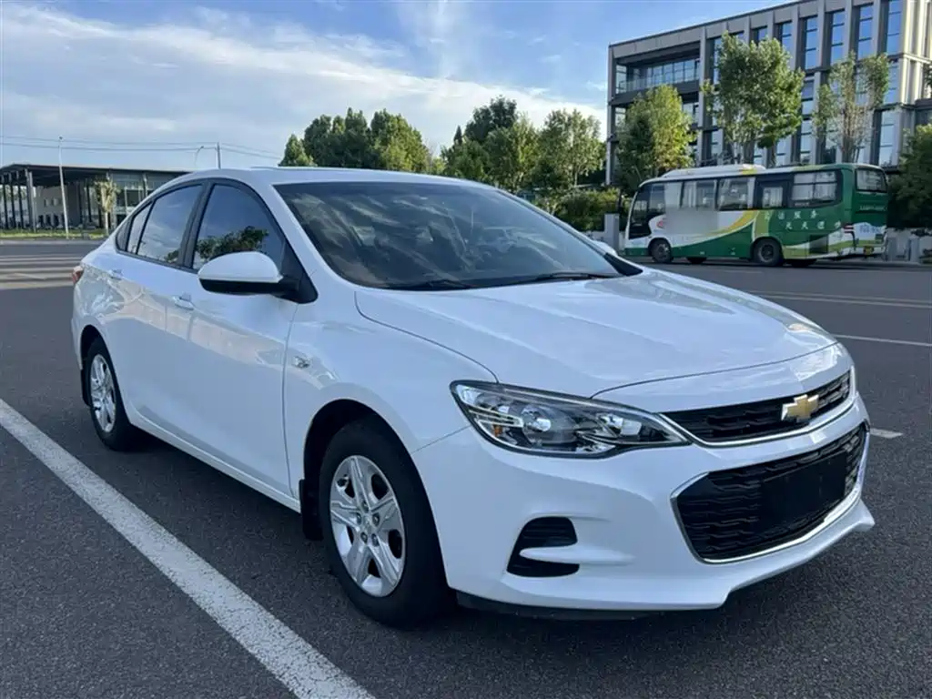 Chevrolet Cavalier 2018 — фото 24