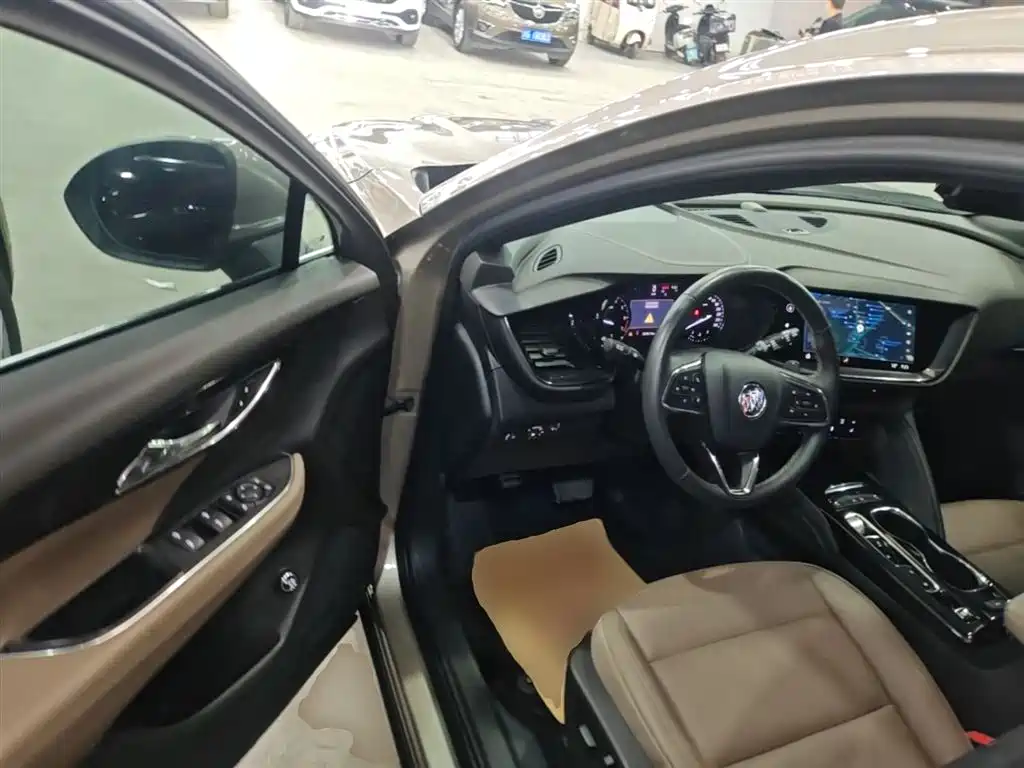 Buick Envision Plus 2023 — фото 16