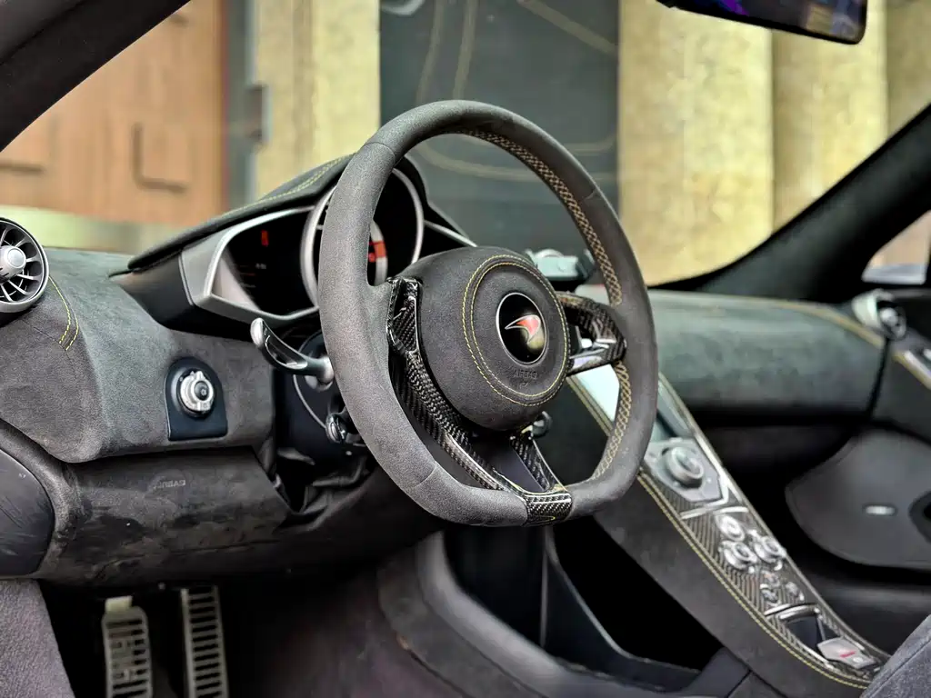 McLaren 12C 2014 — фото 16