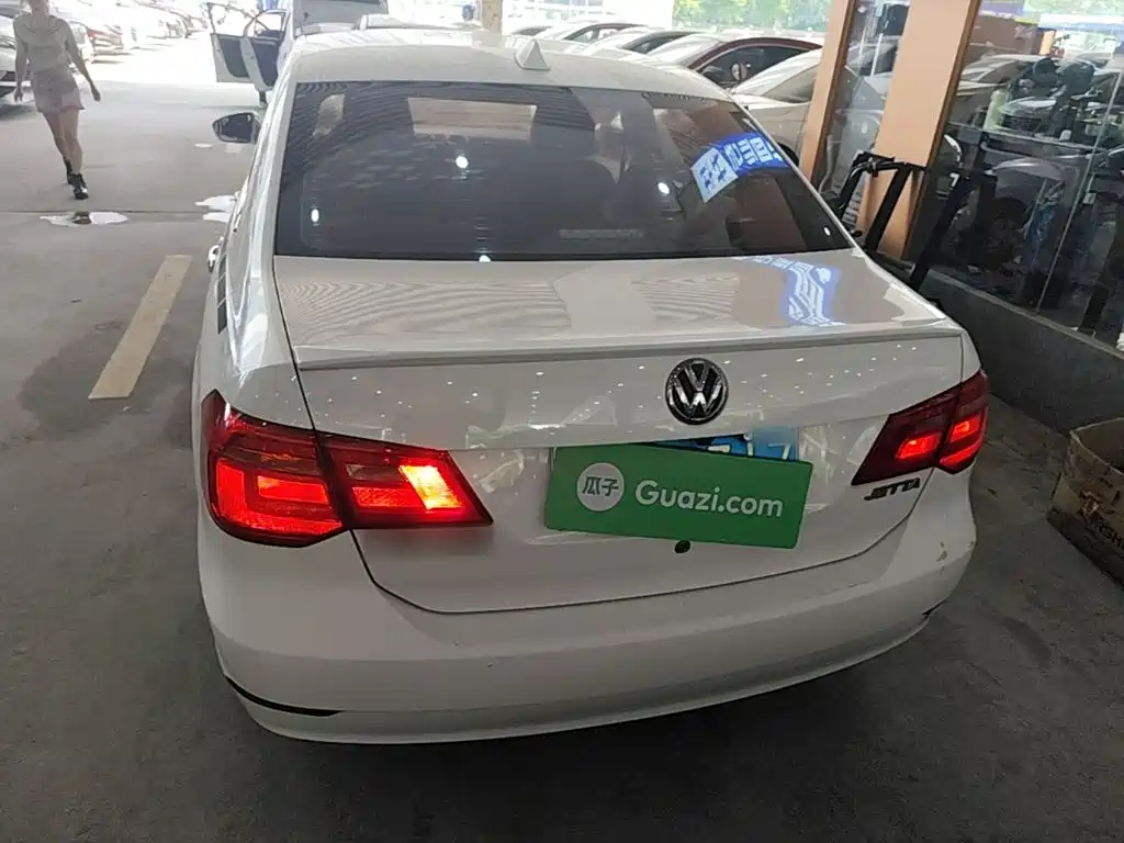 Volkswagen Jetta 2014