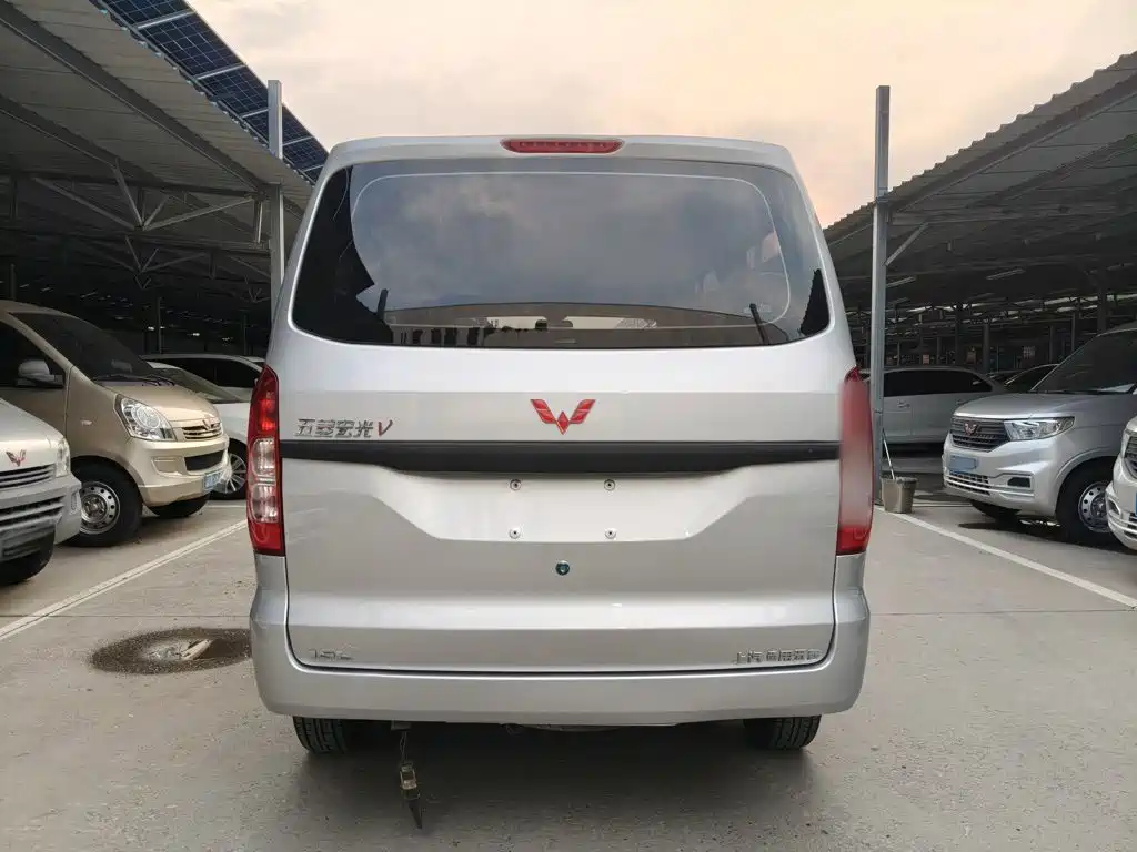 Wuling Hongguang V 2023 — фото 25