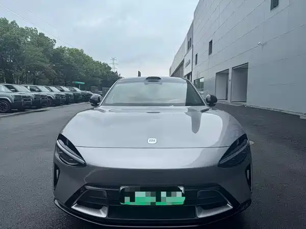 Xiaomi YU7 2025