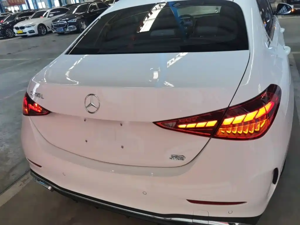 Mercedes-Benz C-Class 2023