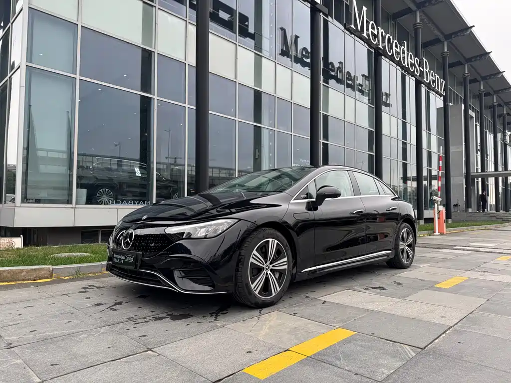 Mercedes-Benz EQE 2025