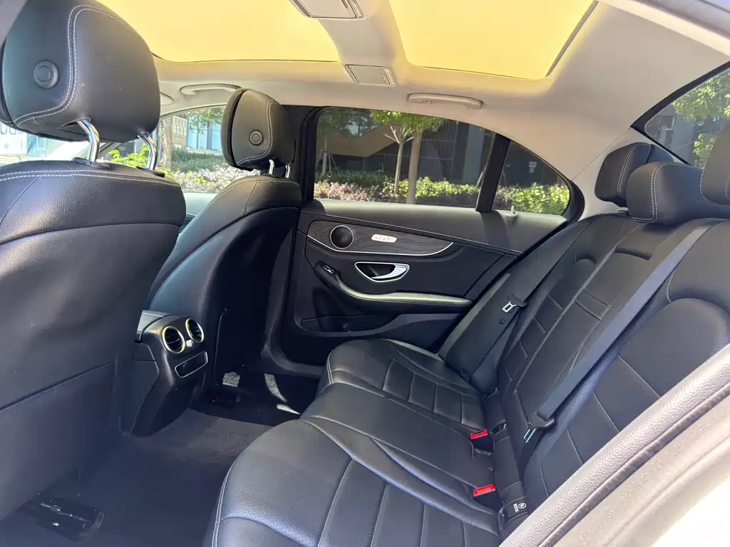 Mercedes-Benz C-Class 2019 — фото 8