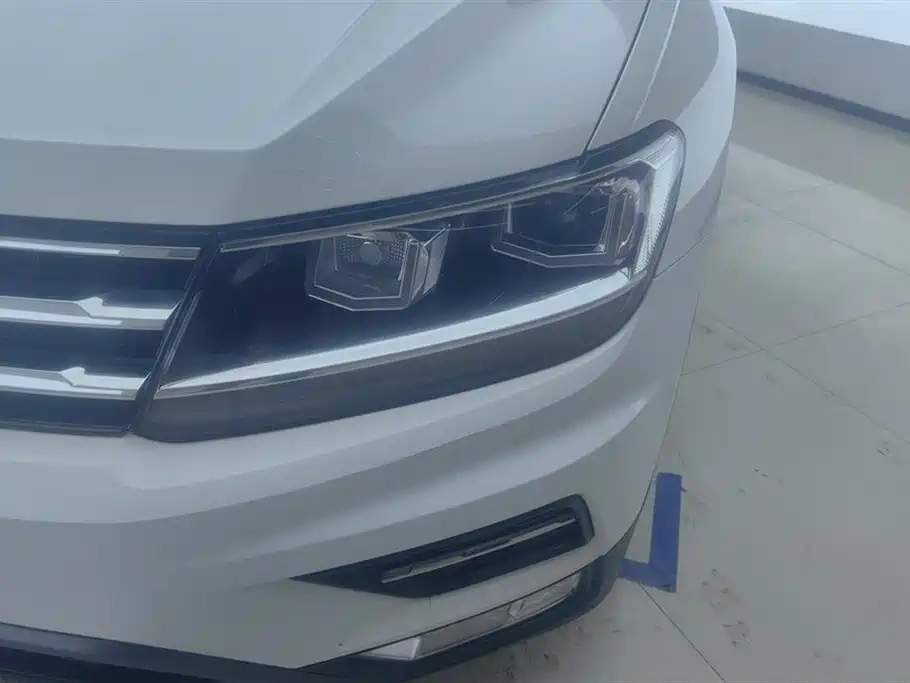 Volkswagen Tiguan L 2021