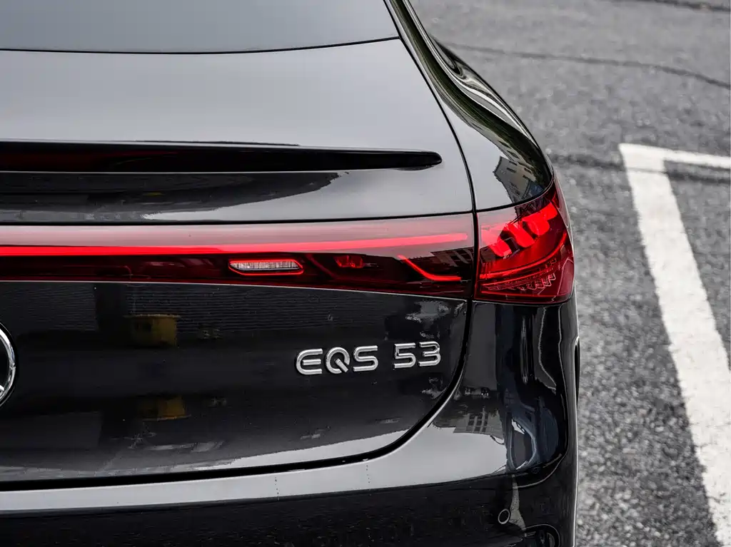Mercedes-Benz EQS AMG 2023 — фото 6