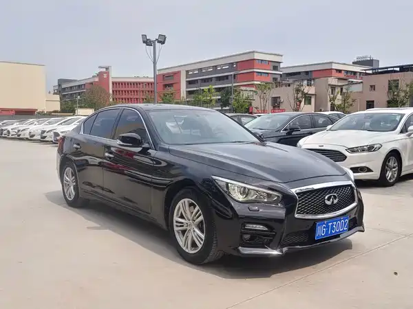 Infiniti Q50L 2016