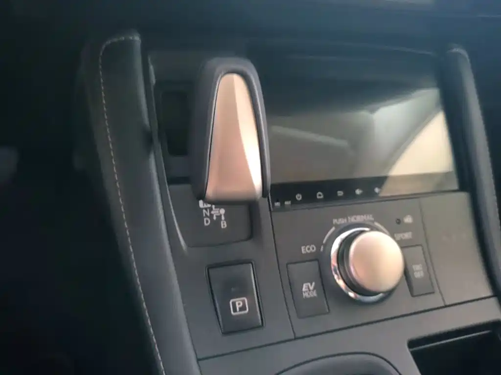 Lexus CT 2015 — фото 14
