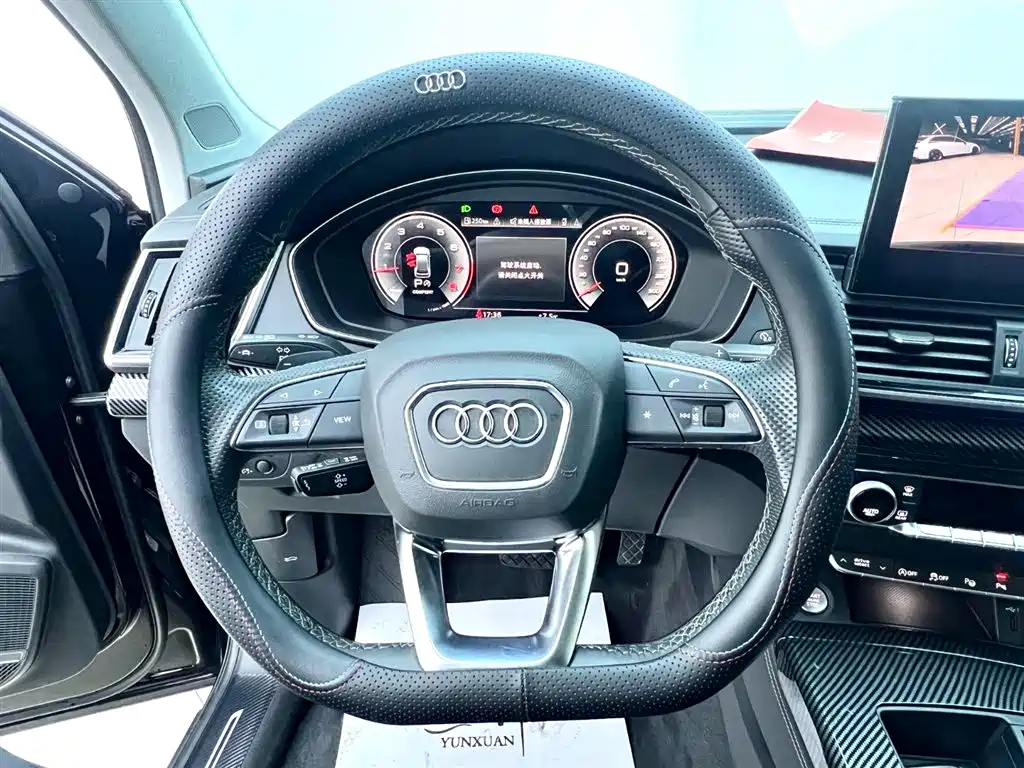 Audi Q5L 2023 — фото 12