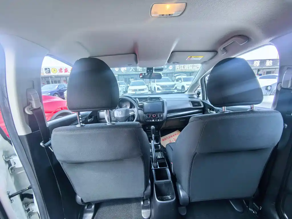 Honda Fit 2018 — фото 23
