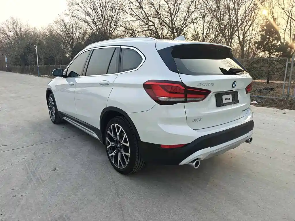 BMW X1 2022 — фото 6