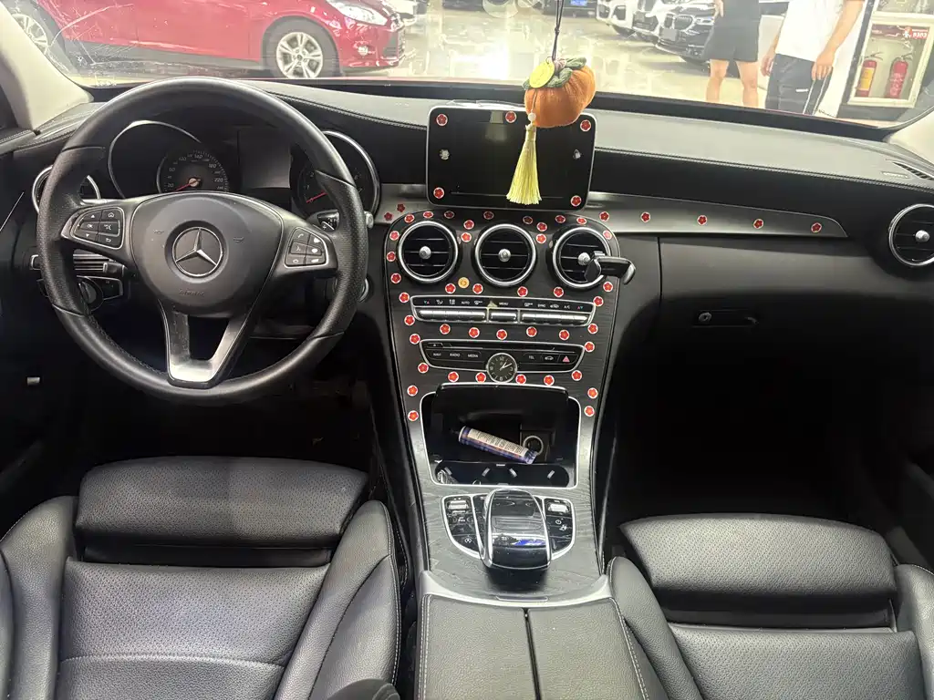 Mercedes-Benz C-Class 2018