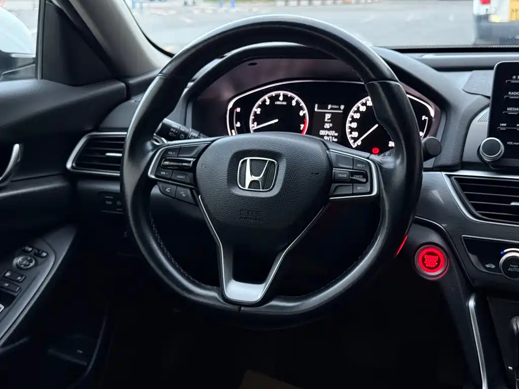 Honda Accord 2020 — фото 7