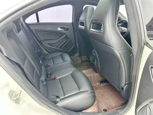 Mercedes-Benz CLA 2017