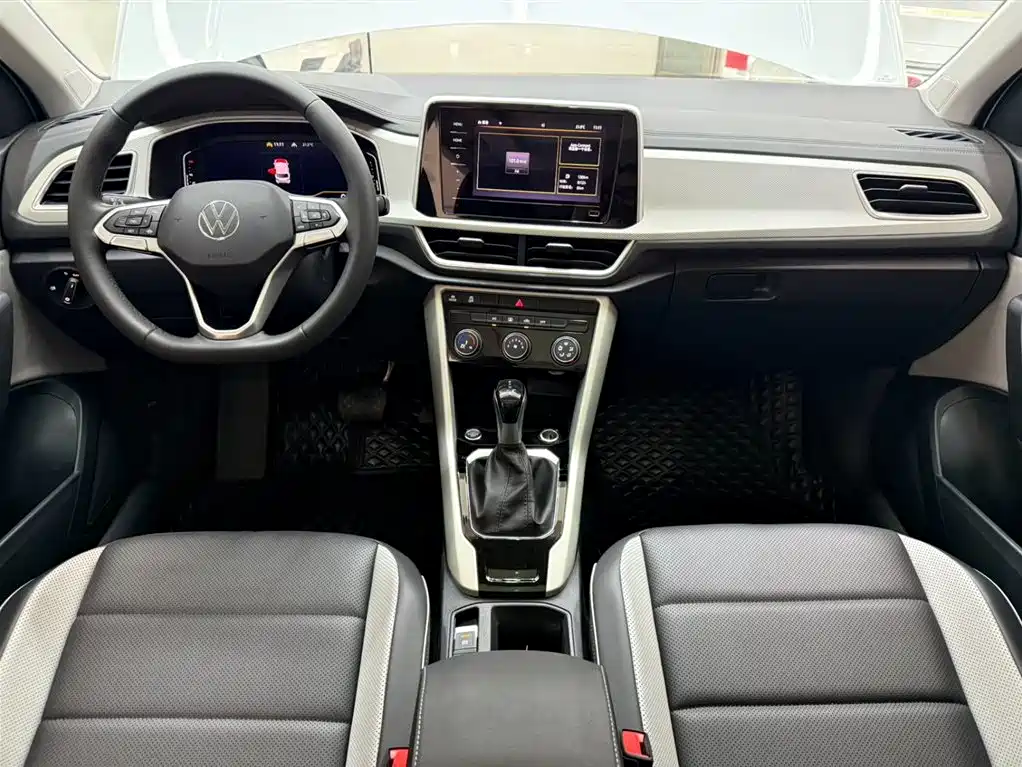 Volkswagen T-Roc 2023 — фото 20