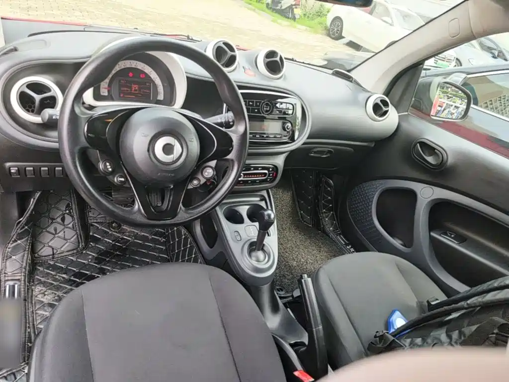 smart fortwo 2017 — фото 10
