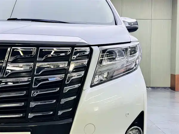 Toyota Alphard 2017