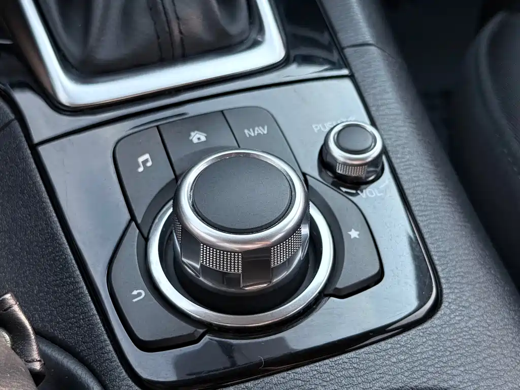 Mazda 3 Angkesela 2016 — фото 14