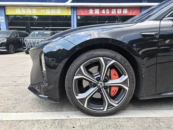 NIO ET5T 2025
