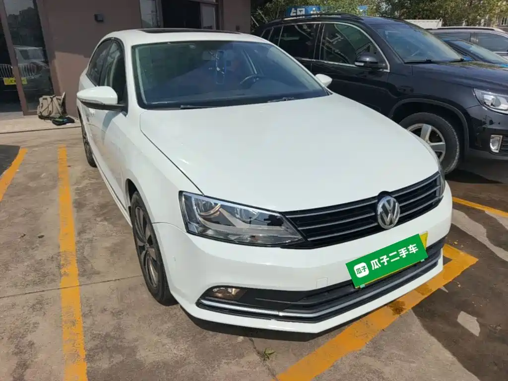 Volkswagen Sagitar 2017