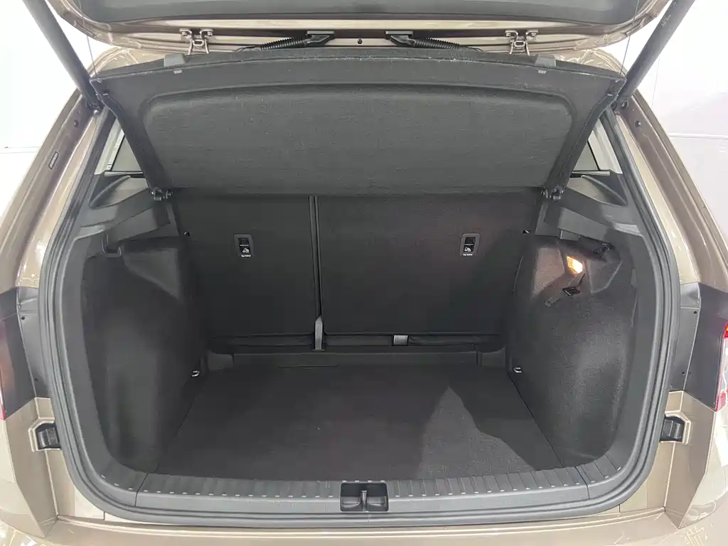 Skoda Karoq 2022 — фото 17