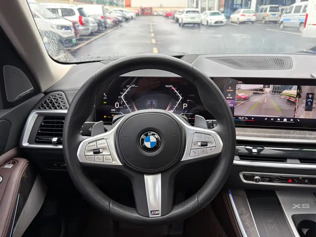 BMW X5 2024 — фото 11