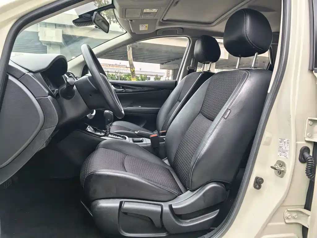 Nissan Tiida 2018 — фото 8