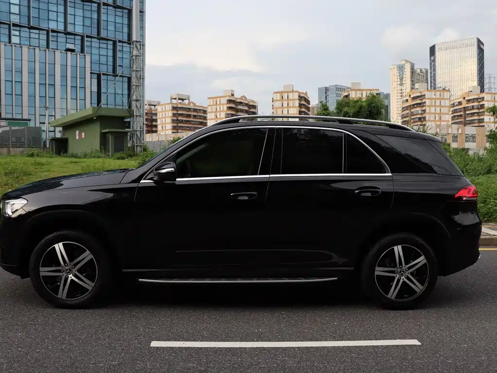Mercedes-Benz GLE 2021