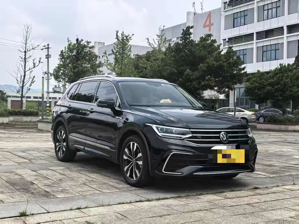 Volkswagen Tiguan L 2022