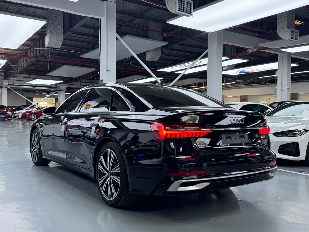 Audi A6L 2022 — фото 15
